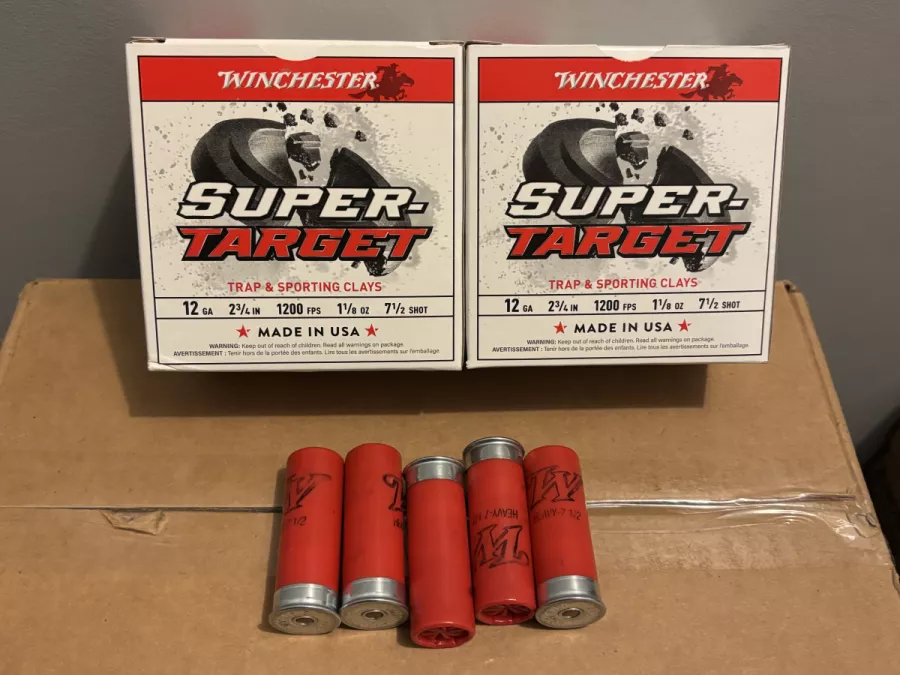 Ammo - Ottawa Area Only - Winchester Super-Target - 12ga 2-3/4